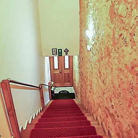 Aparthotel Santrivani